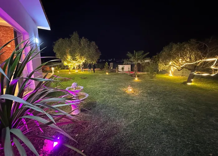 Central Villa With Pool Garden 5Km Sea Cabo
